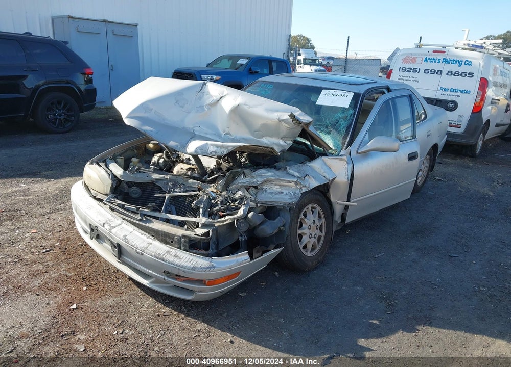 1994 TOYOTA CAMRY LE VIN: JT2SK12E2R0193842