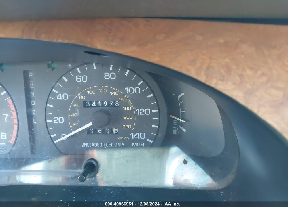 1994 TOYOTA CAMRY LE VIN: JT2SK12E2R0193842