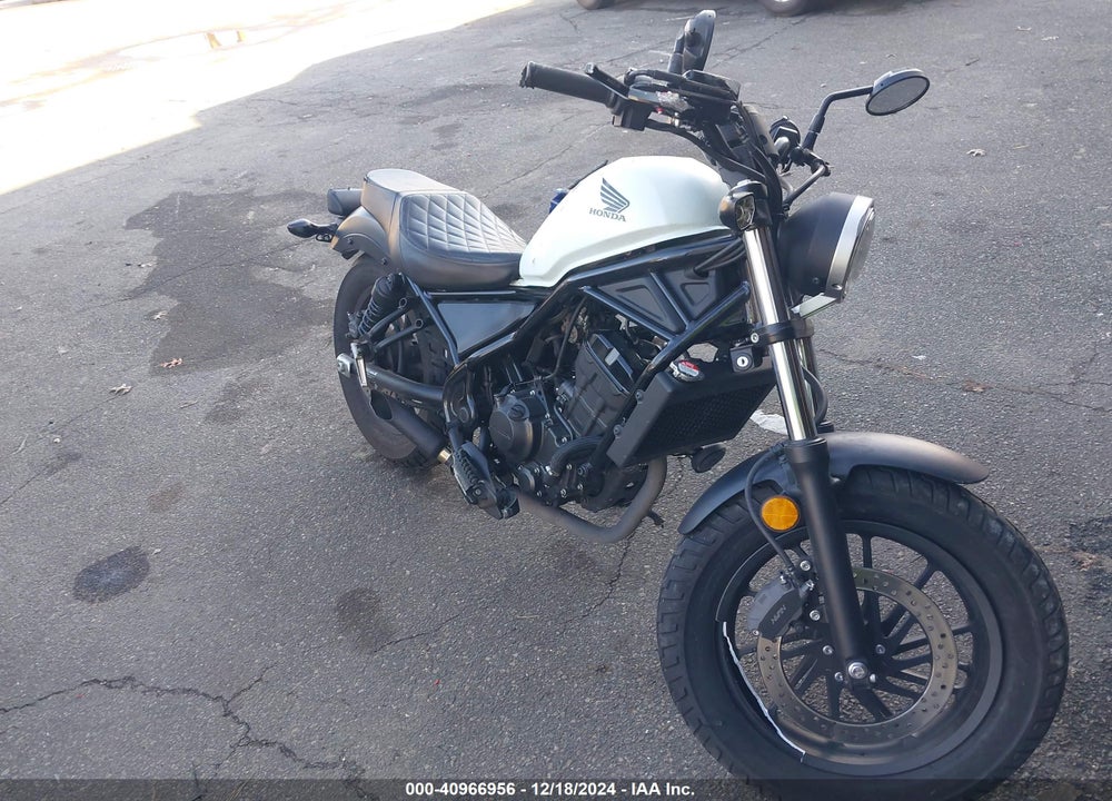 2017 HONDA CMX300 VIN: MLHNC5307H5000997