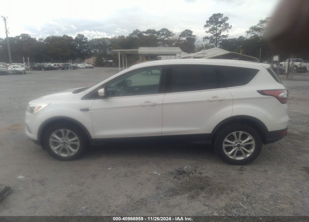 2017 FORD ESCAPE SE VIN: 1FMCU0GD6HUE17021
