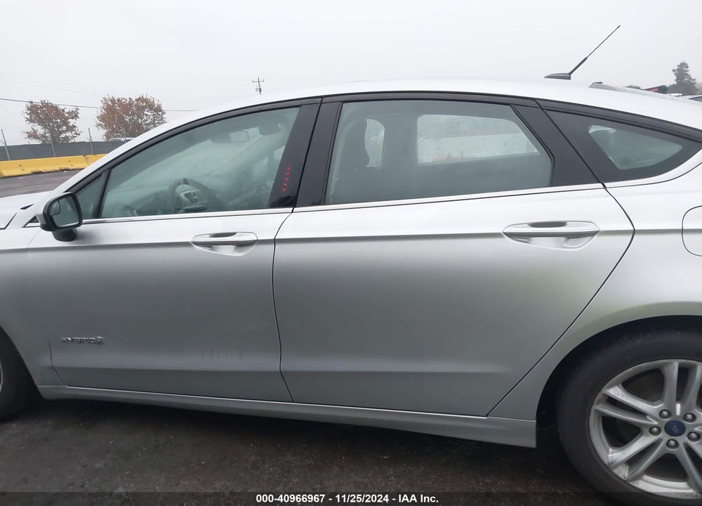 2018 FORD FUSION HYBRID SE VIN: 3FA6P0LU5JR128522