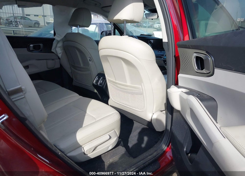 2022 KIA SORENTO S VIN: 5XYRL4LC7NG144464