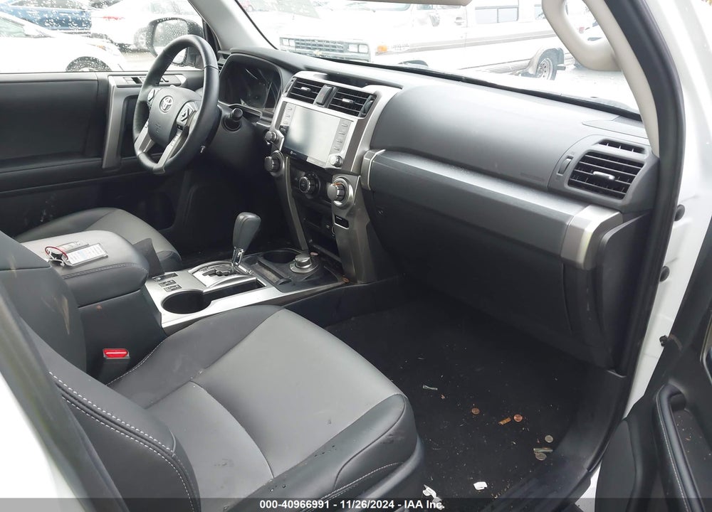 2024 TOYOTA 4RUNNER SR5 PREMIUM VIN: JTENU5JR0R6279329