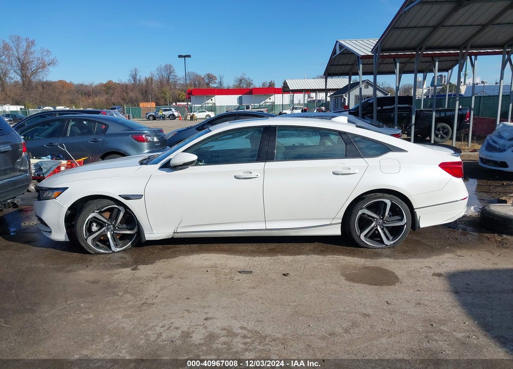 2018 HONDA ACCORD VIN: 1HGCV2F53JA037778