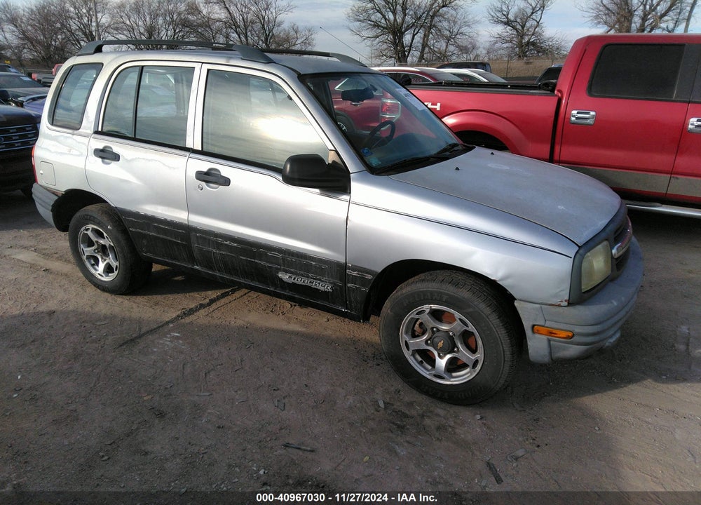 1999 CHEVROLET TRACKER VIN: 2CNBJ13C3X6930604