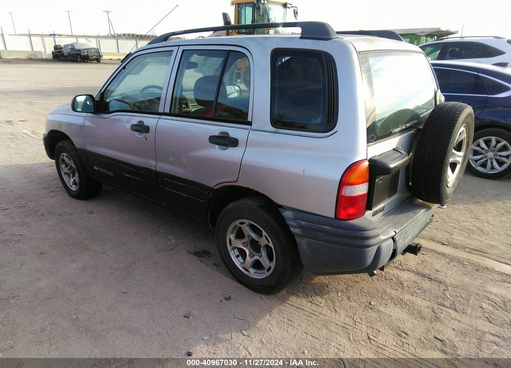 1999 CHEVROLET TRACKER VIN: 2CNBJ13C3X6930604