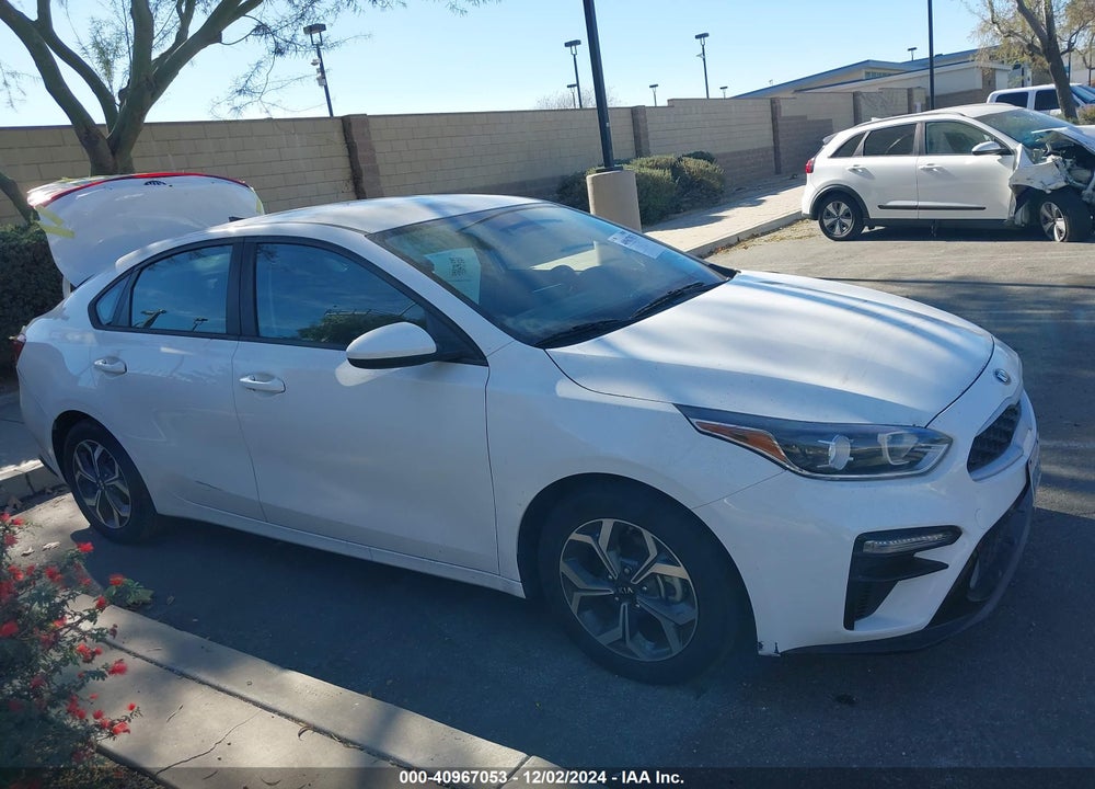 2019 KIA FORTE LXS VIN: 3KPF24AD1KE066435