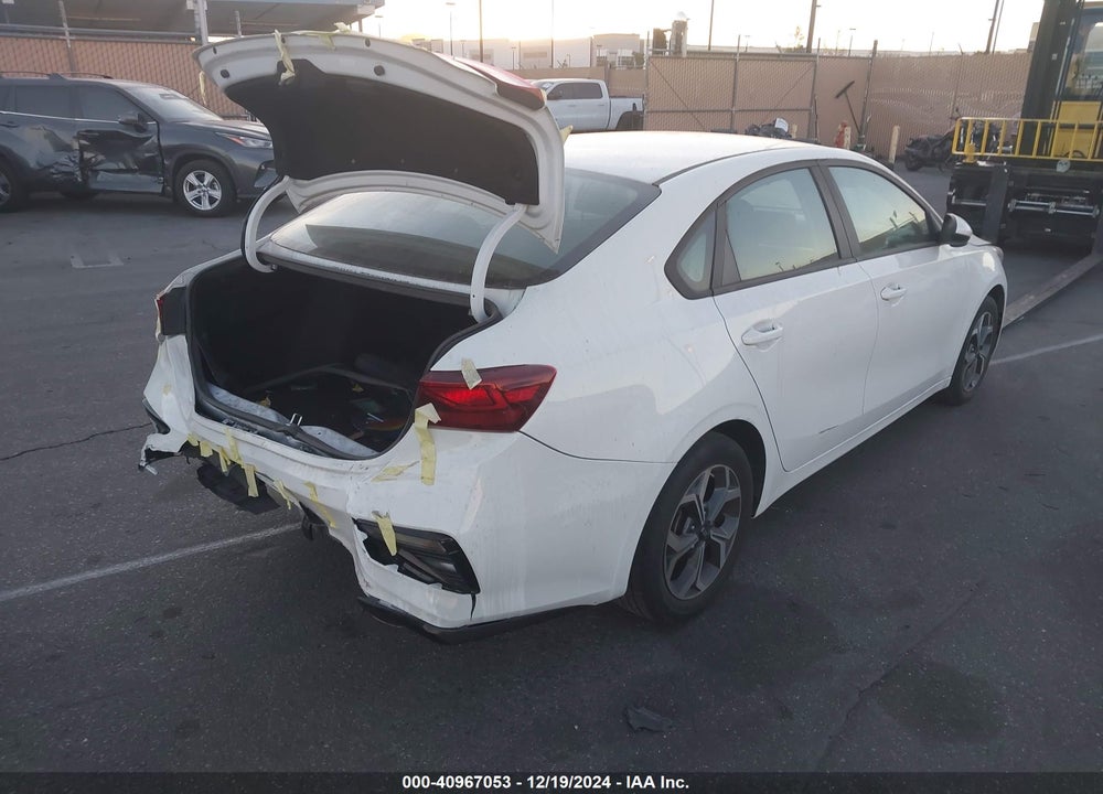 2019 KIA FORTE LXS VIN: 3KPF24AD1KE066435