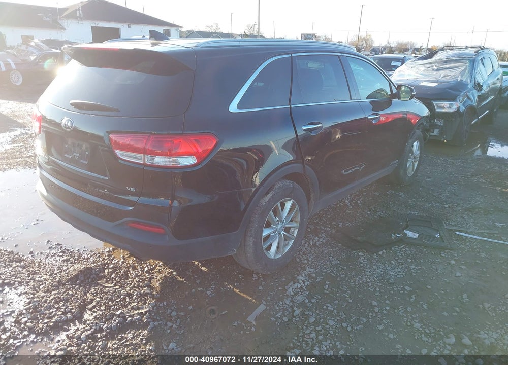 2016 KIA SORENTO 3.3L LX VIN: 5XYPGDA59GG068118