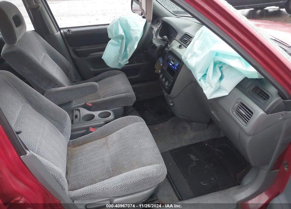 1998 HONDA CR-V LX VIN: JHLRD1841WC101700