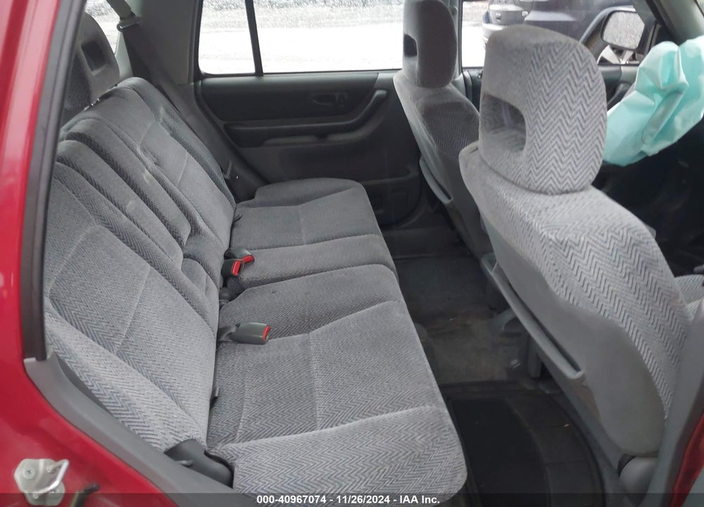 1998 HONDA CR-V LX VIN: JHLRD1841WC101700