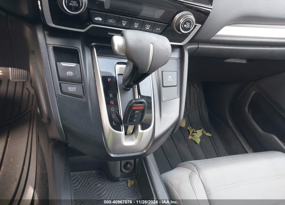 2018 HONDA CR-V LX VIN: 2HKRW5H39JH407613