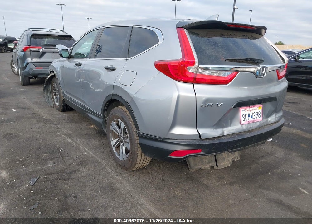2018 HONDA CR-V LX VIN: 2HKRW5H39JH407613