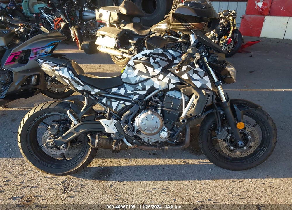 2017 KAWASAKI ER650 G VIN: JKAEREG17HDA00280