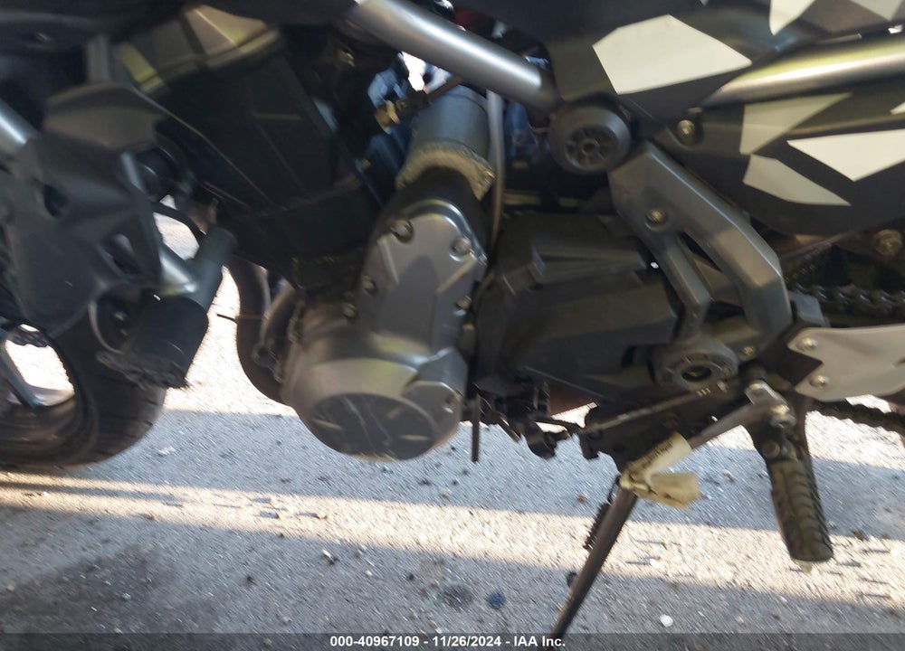 2017 KAWASAKI ER650 G VIN: JKAEREG17HDA00280