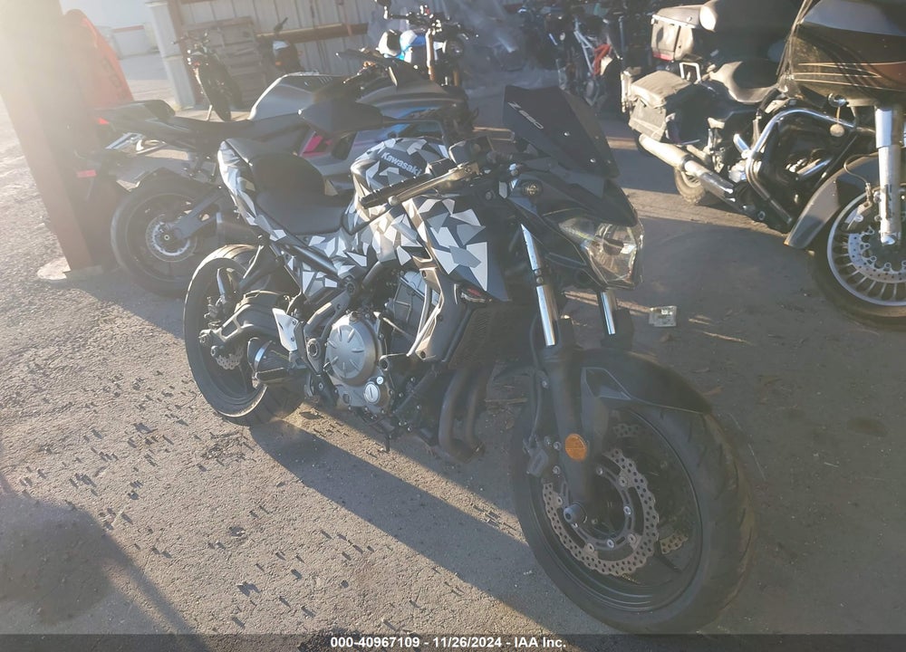 2017 KAWASAKI ER650 G VIN: JKAEREG17HDA00280