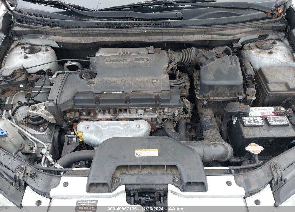 2010 HYUNDAI ELANTRA BLUE VIN: KMHDU4AD4AU019221