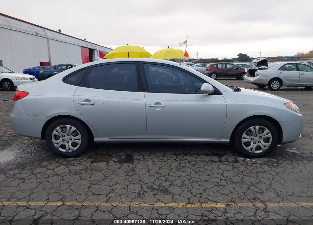 2010 HYUNDAI ELANTRA BLUE VIN: KMHDU4AD4AU019221