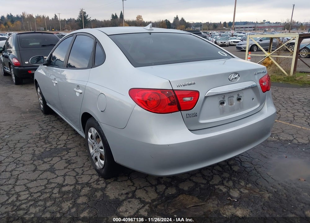 2010 HYUNDAI ELANTRA BLUE VIN: KMHDU4AD4AU019221
