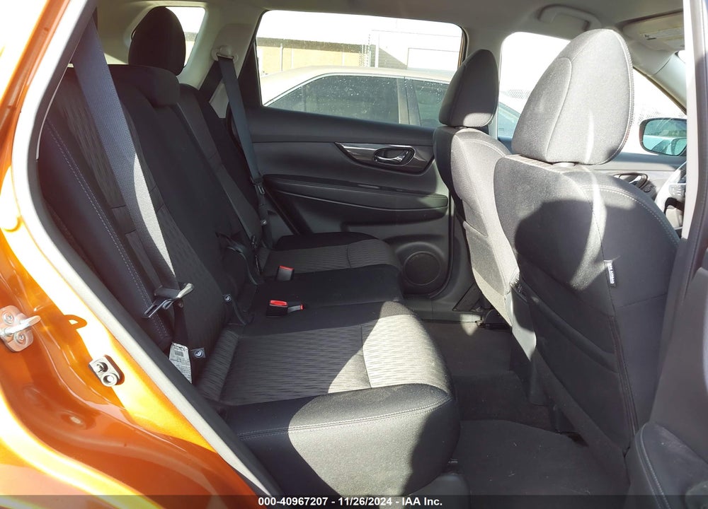 2018 NISSAN ROGUE SV VIN: 5N1AT2MT2JC786746