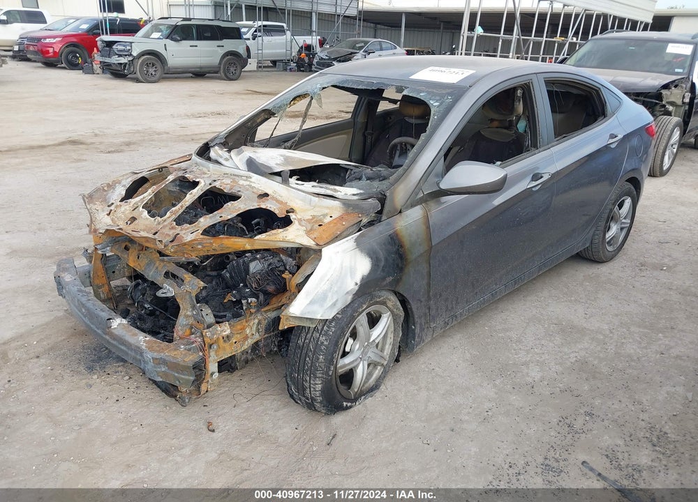2016 HYUNDAI ACCENT VIN: KMHCT4AE7GU012005