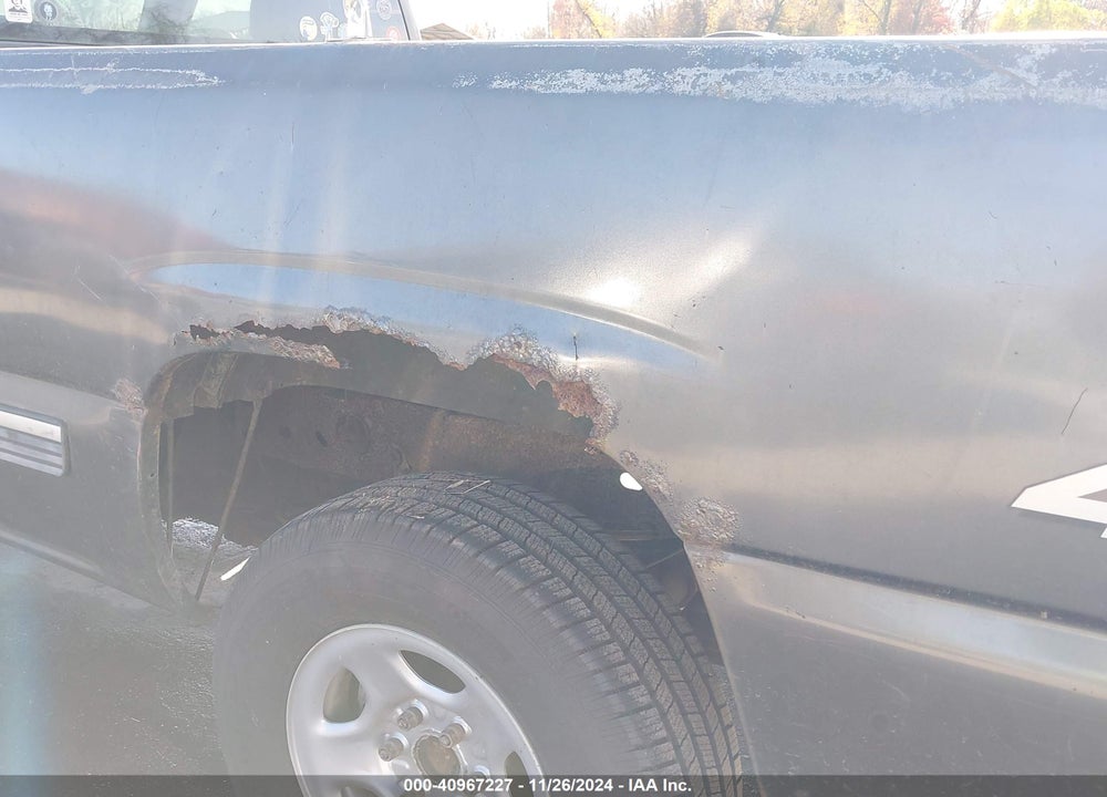 2002 CHEVROLET SILVERADO 1500 LS VIN: 1GCEK14W02Z284393