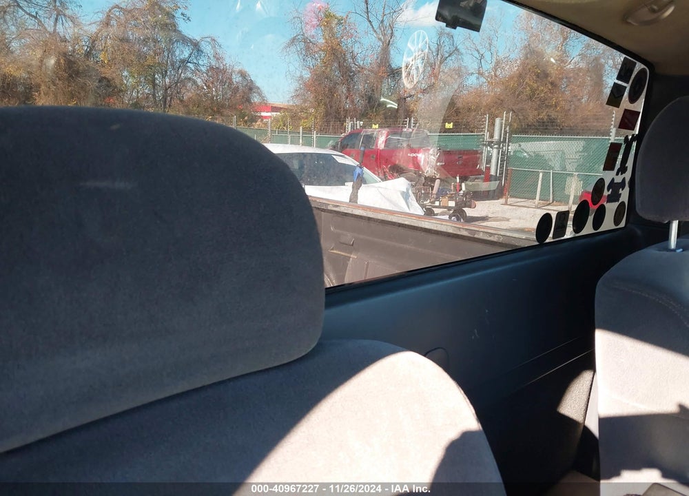 2002 CHEVROLET SILVERADO 1500 LS VIN: 1GCEK14W02Z284393