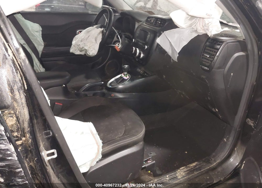 2018 KIA SOUL VIN: KNDJN2A24J7570402