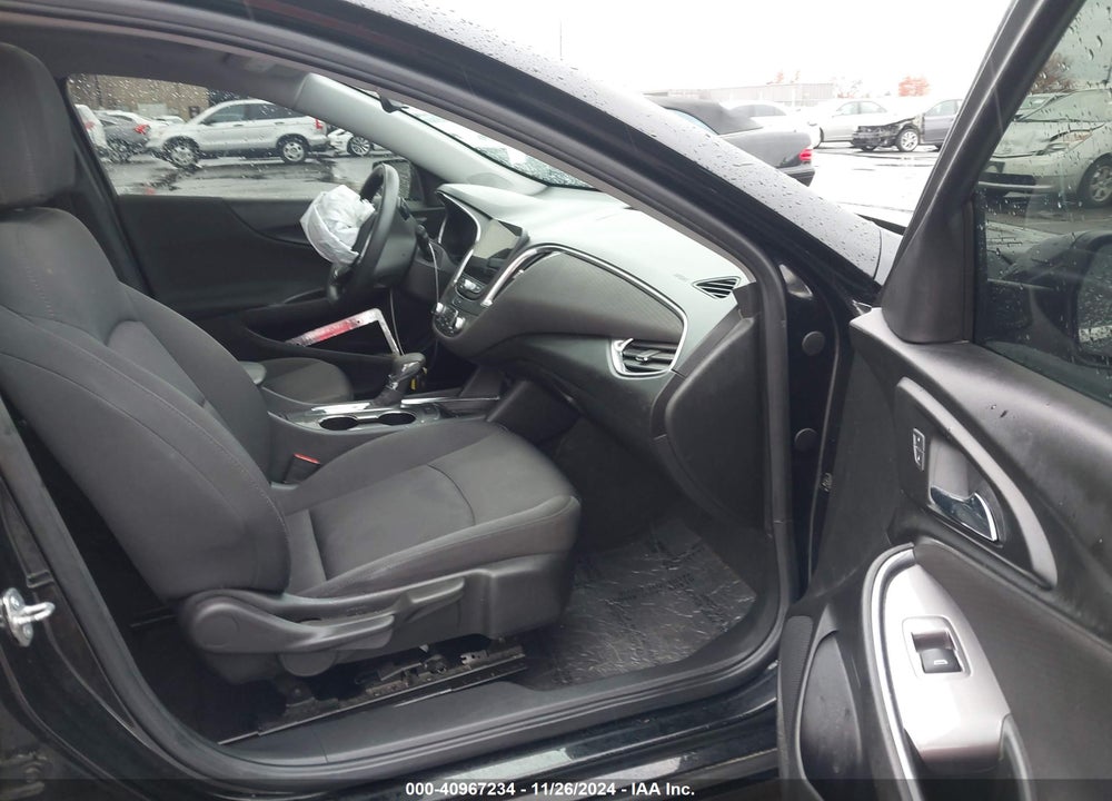2021 CHEVROLET MALIBU FWD LT VIN: 1G1ZD5ST8MF005703