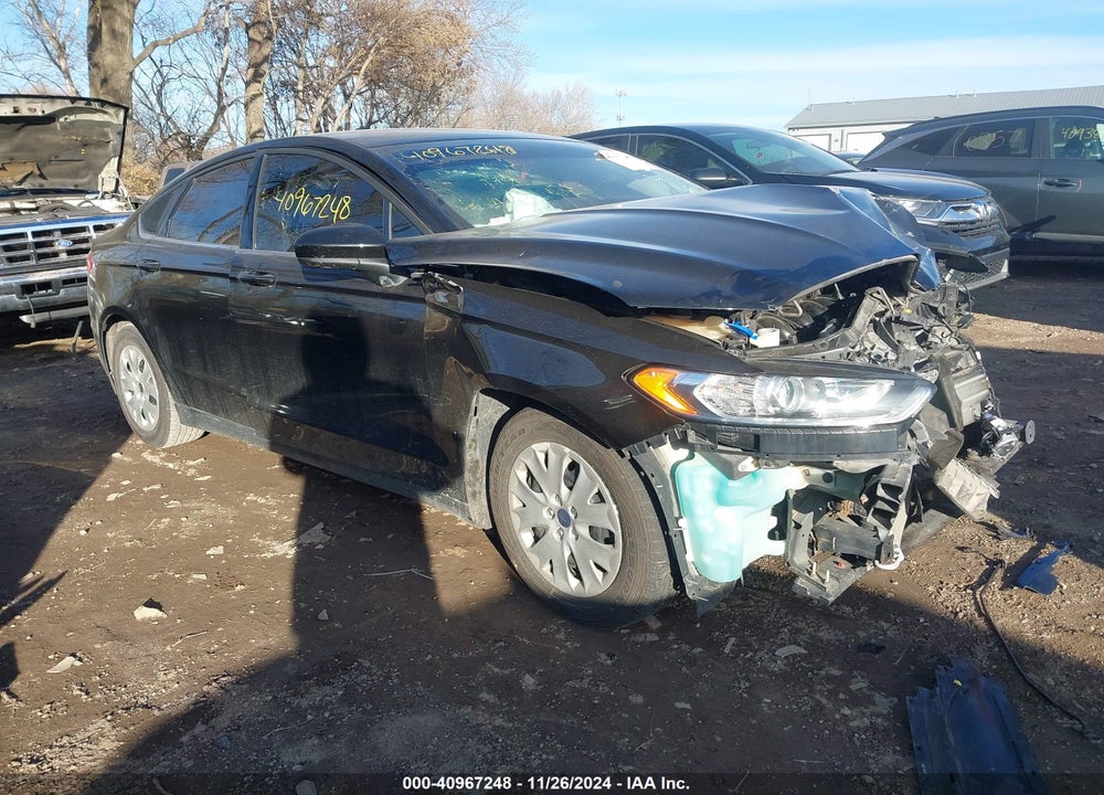 2014 FORD FUSION S VIN: 1FA6P0G7XE5402830