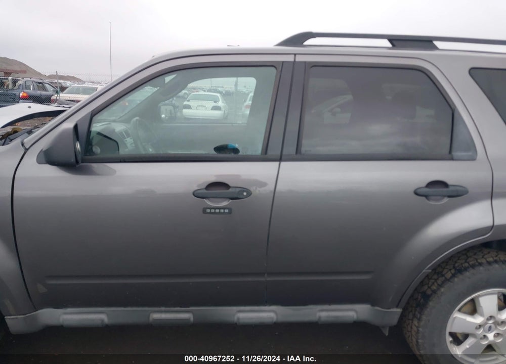 2010 FORD ESCAPE XLT VIN: 1FMCU9DGXAKA09903