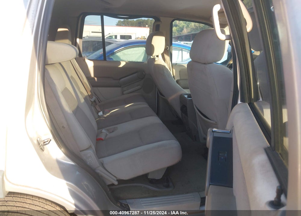 2006 FORD EXPLORER XLT VIN: 1FMEU63E96UA91982
