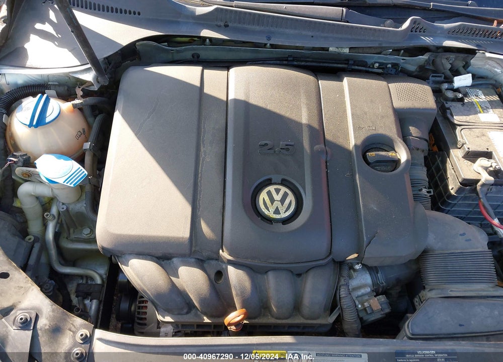 2010 VOLKSWAGEN GOLF 2-DOOR VIN: WVWBA7AJ0AW238547