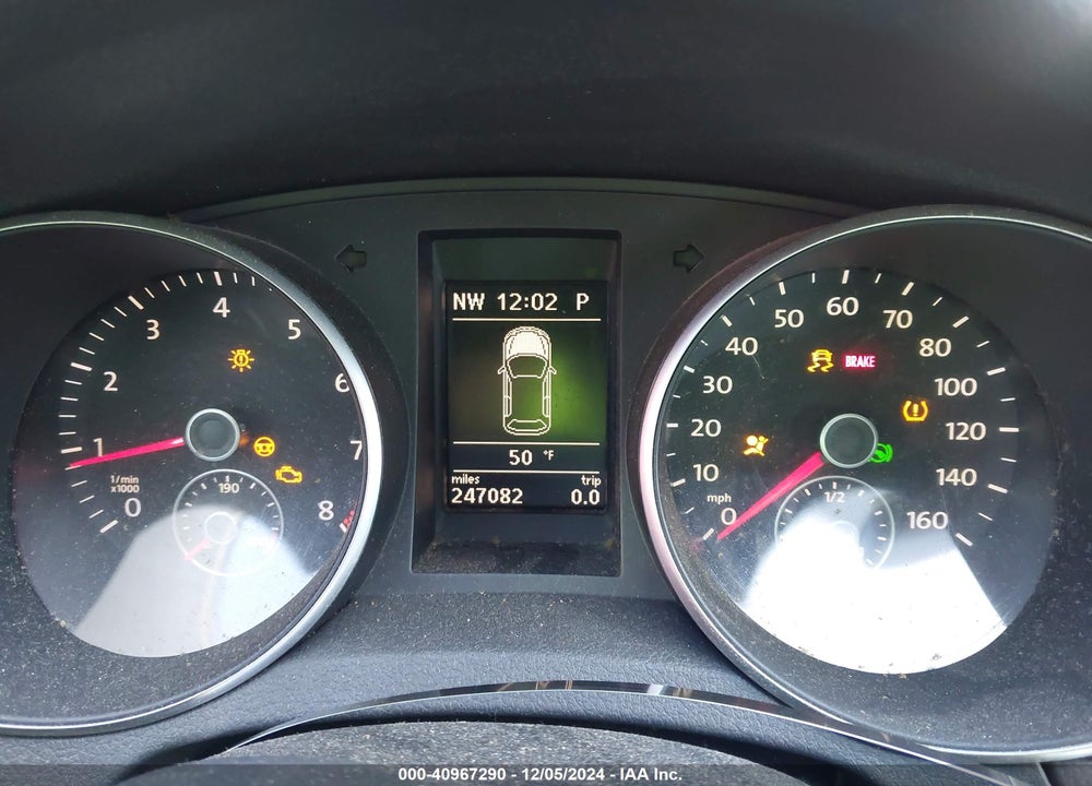 2010 VOLKSWAGEN GOLF 2-DOOR VIN: WVWBA7AJ0AW238547