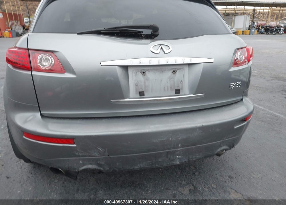 2005 INFINITI FX35 VIN: JNRAS08U05X107683