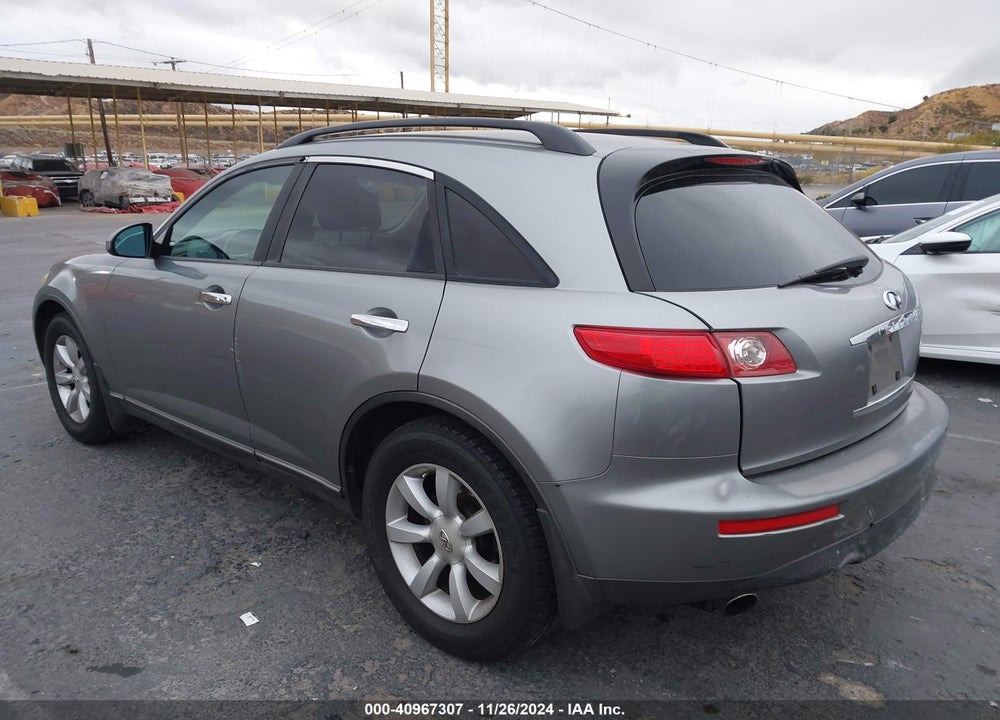 2005 INFINITI FX35 VIN: JNRAS08U05X107683