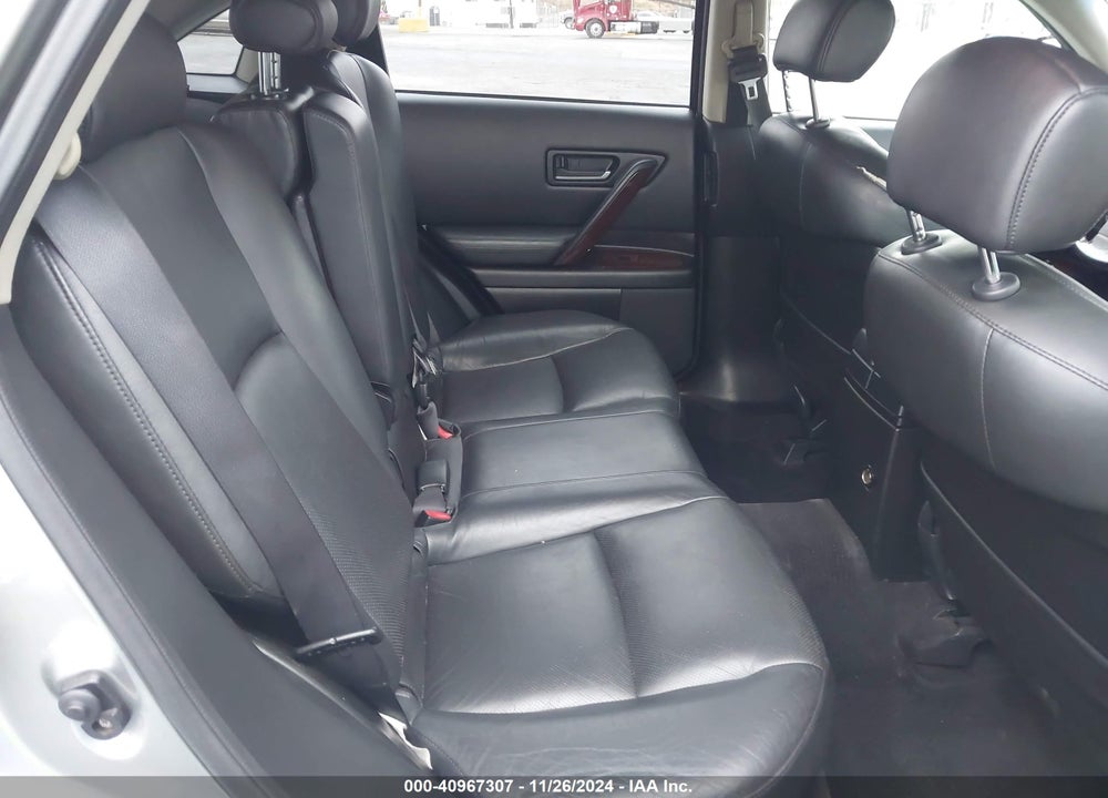 2005 INFINITI FX35 VIN: JNRAS08U05X107683