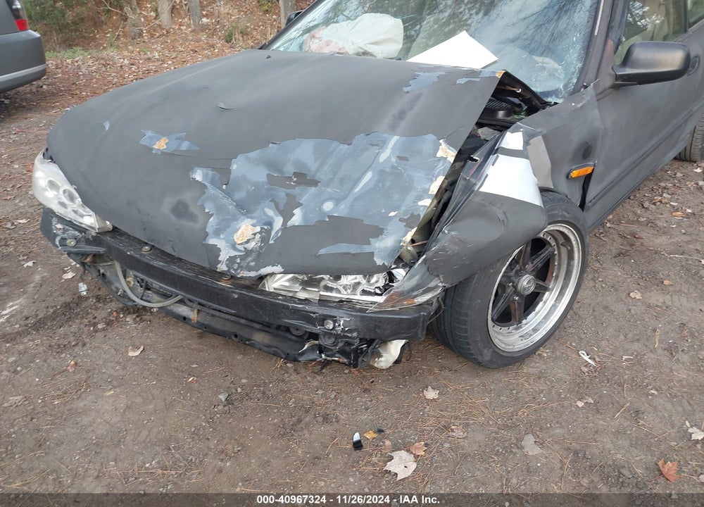 1994 HONDA ACCORD DX VIN: 1HGCD7228RA011264