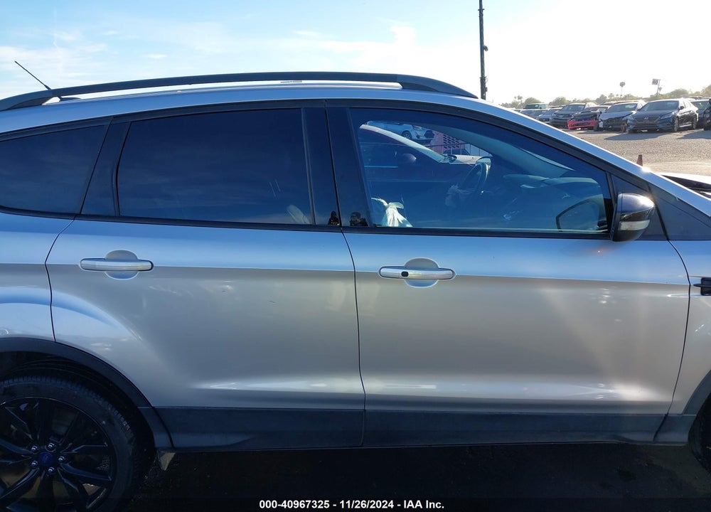 2017 FORD ESCAPE TITANIUM VIN: 1FMCU9J94HUC14072