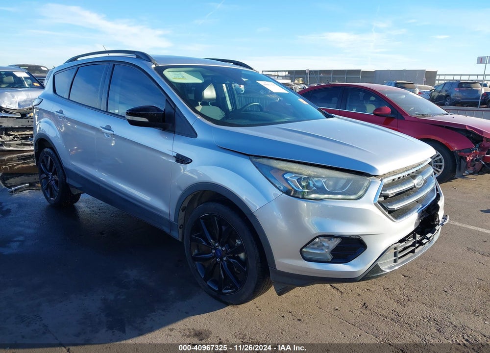 2017 FORD ESCAPE TITANIUM VIN: 1FMCU9J94HUC14072
