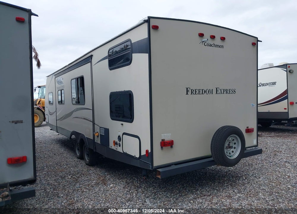2015 COACHMEN FREEDOM EXPRESS VIN: 5ZT2FEUBXFA017146