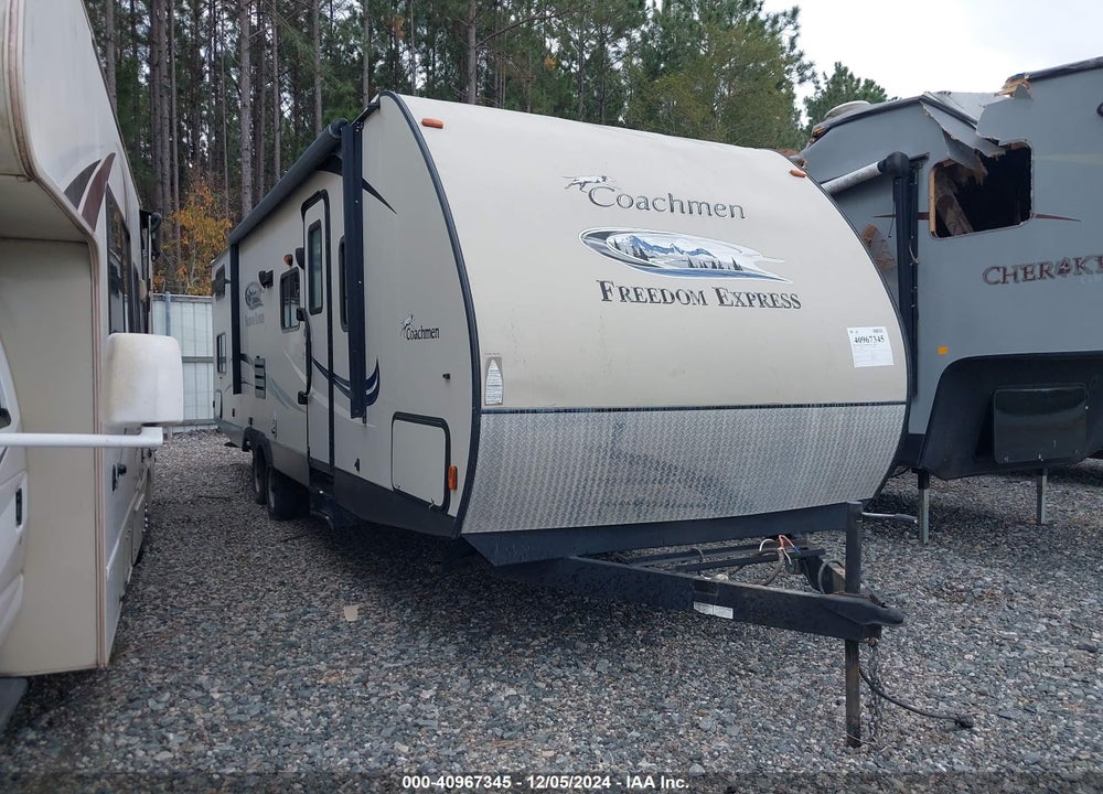 2015 COACHMEN FREEDOM EXPRESS VIN: 5ZT2FEUBXFA017146