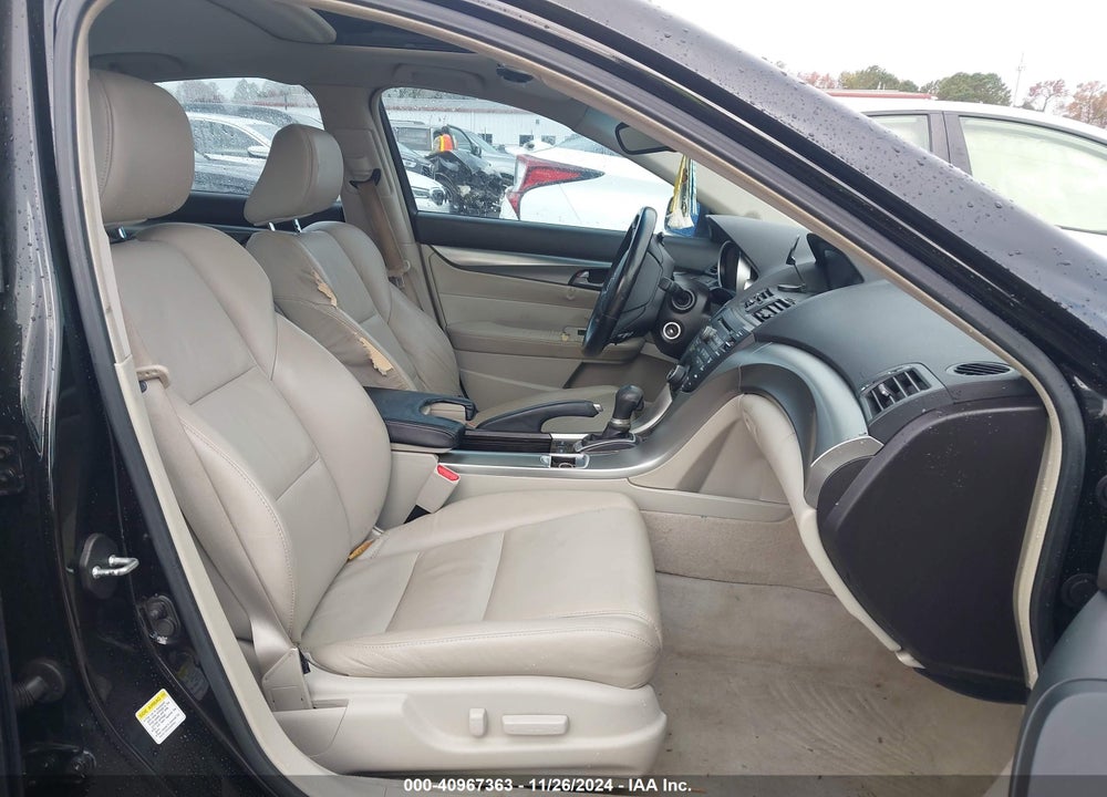 2010 ACURA TL 3.5 VIN: 19UUA8F23AA010833