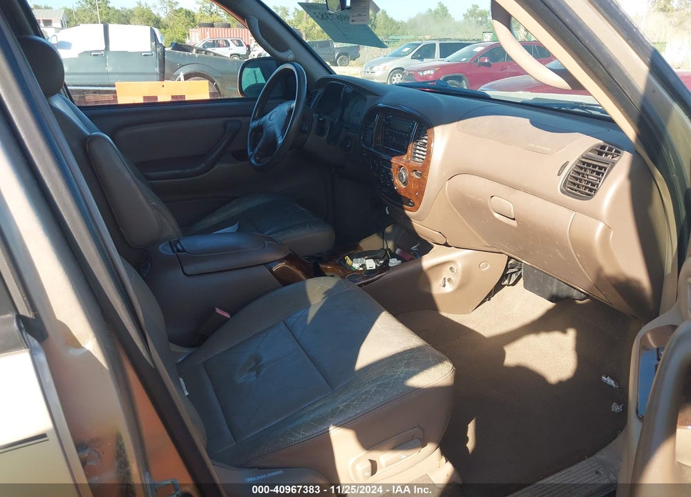 2002 TOYOTA SEQUOIA SR5 V8 VIN: 5TDZT34A02S106337