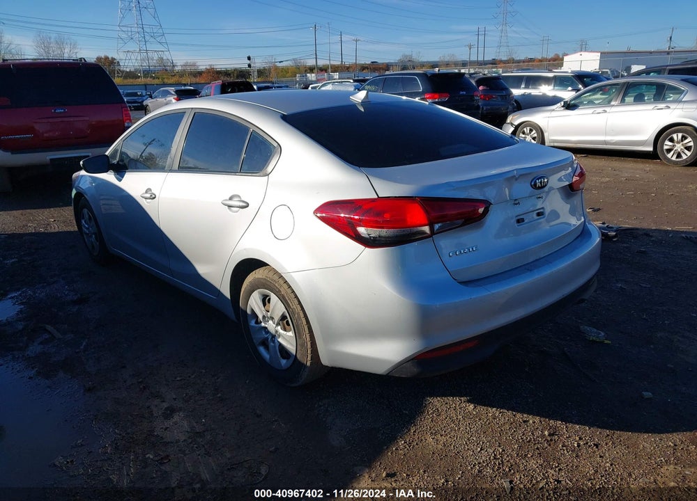 2017 KIA FORTE LX VIN: 3KPFK4A74HE087203