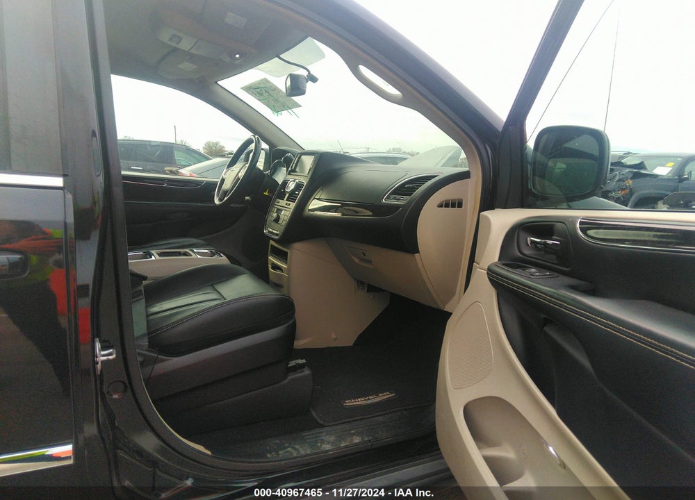 2016 CHRYSLER TOWN & COUNTRY TOURING VIN: 2C4RC1BG3GR165040