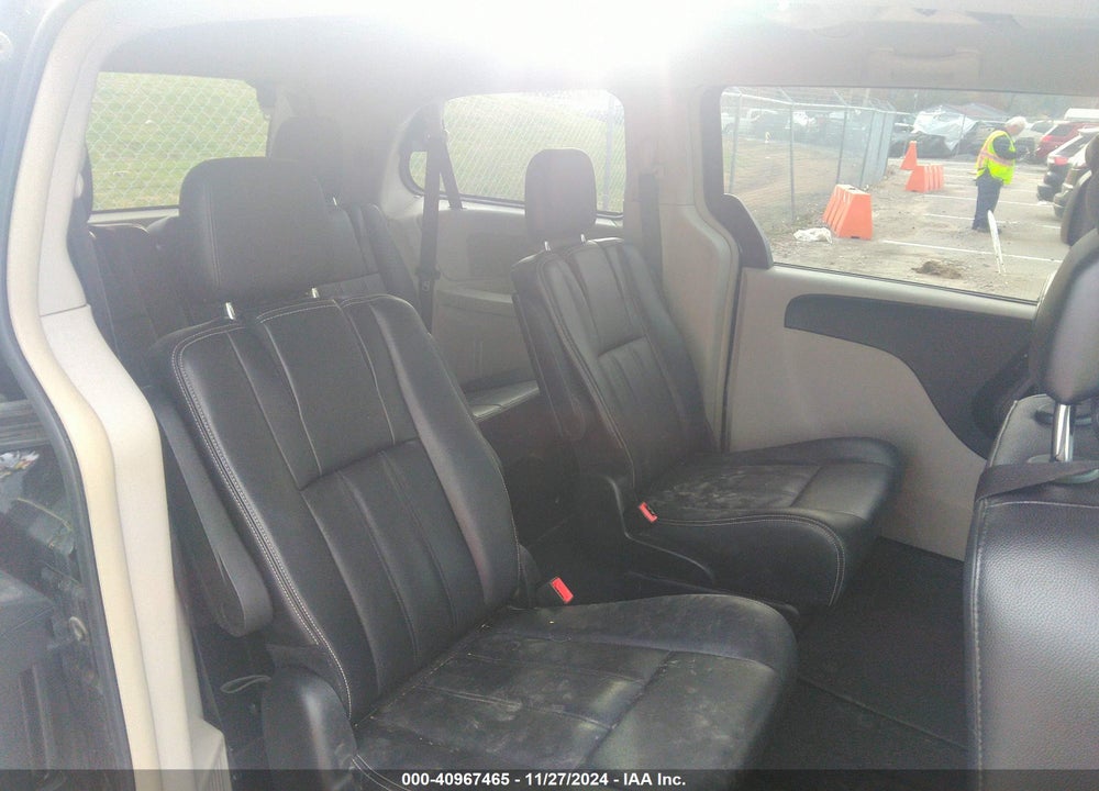 2016 CHRYSLER TOWN & COUNTRY TOURING VIN: 2C4RC1BG3GR165040