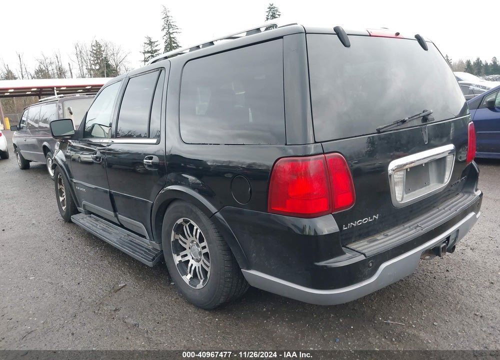 2003 LINCOLN NAVIGATOR VIN: 5LMFU28R83LJ45585