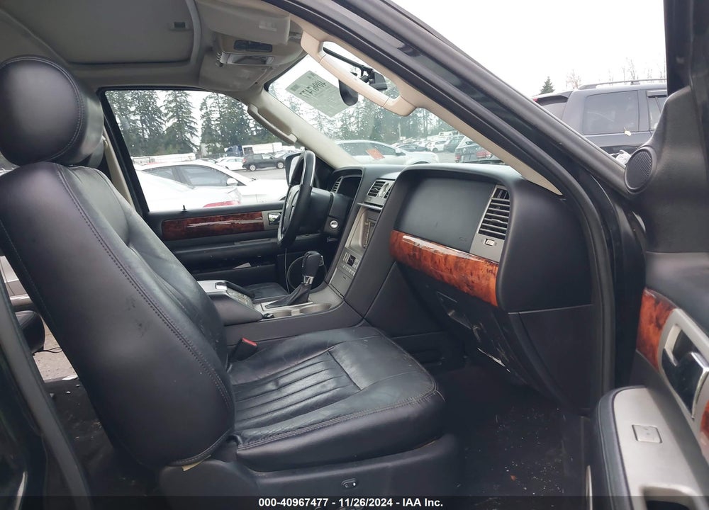 2003 LINCOLN NAVIGATOR VIN: 5LMFU28R83LJ45585