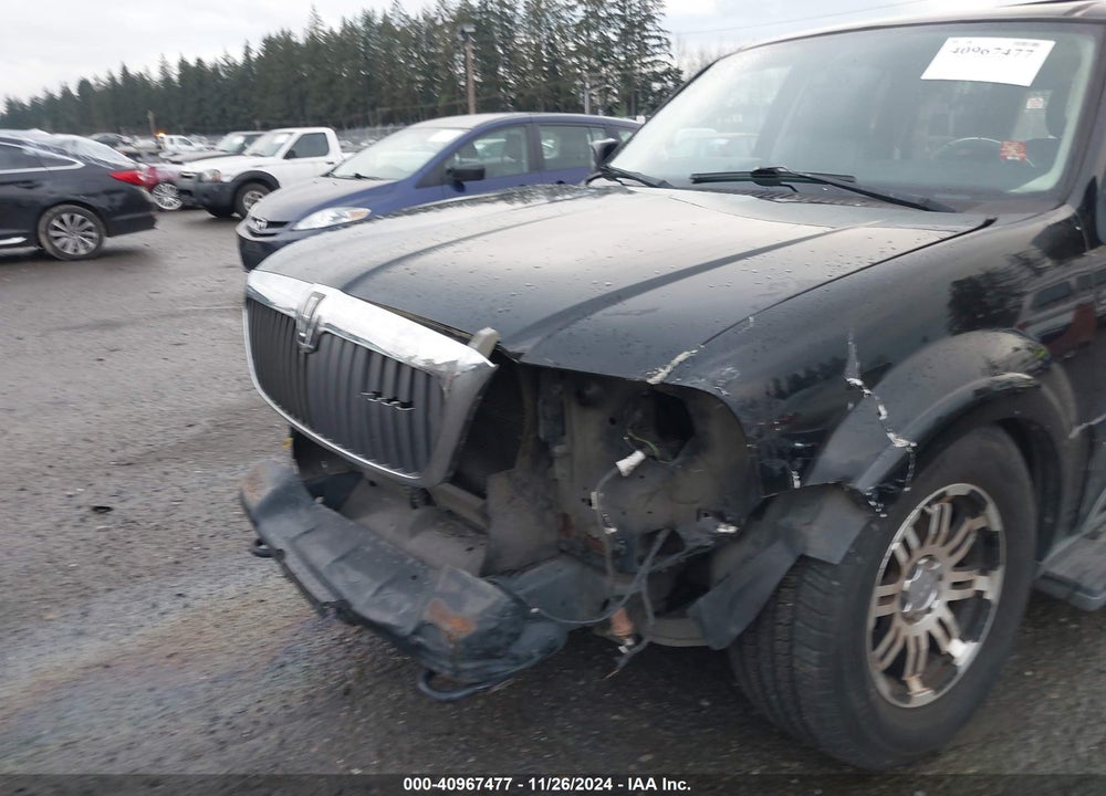 2003 LINCOLN NAVIGATOR VIN: 5LMFU28R83LJ45585